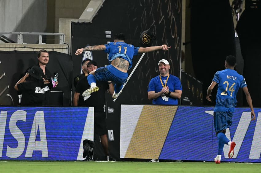 Marcos Leonardo comemora gol do Al Hilal sobre o Manchester City