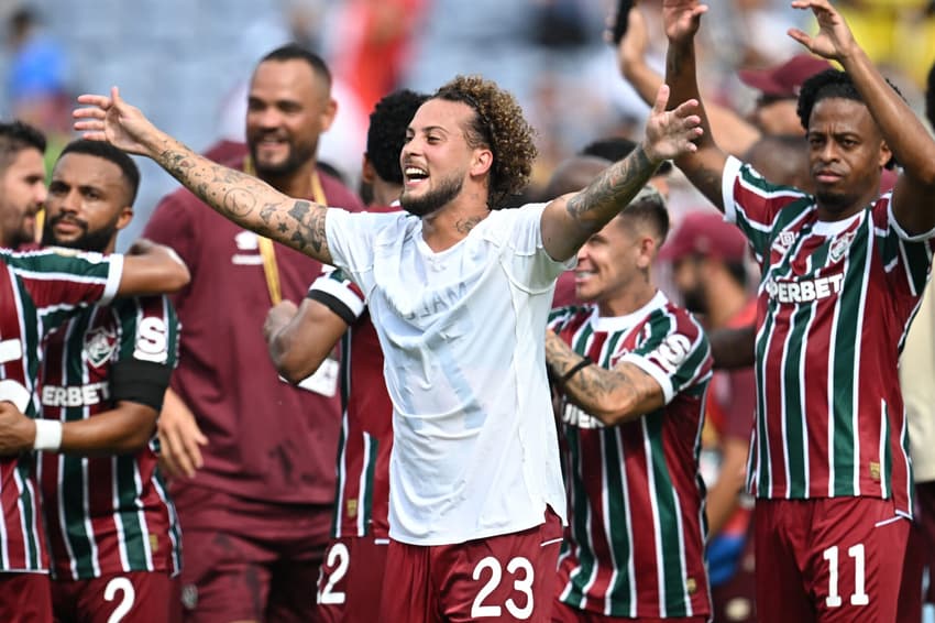 Guga celebra vitória do Fluminense sobre o Al-Hilal