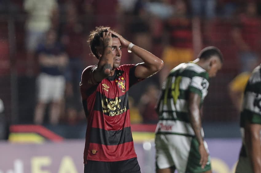Di Placido lamenta chance perdida pelo Sport (Foto: Rafael Vieira/AGIF)