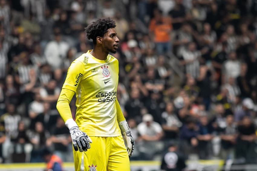 Hugo Souza Corinthians