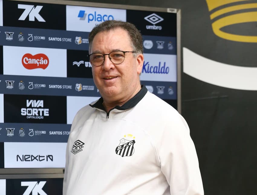 Marcelo Teixeira descartou mudança no comando técnico do Santos. (Foto: Mauricio De Souza/AGIF)