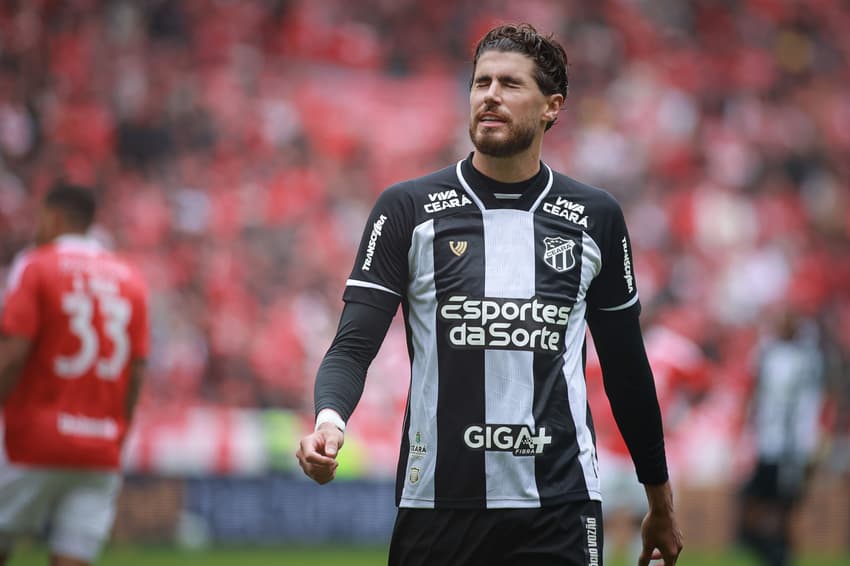 Ceará x Internacional Brasileirão Pedro Raul