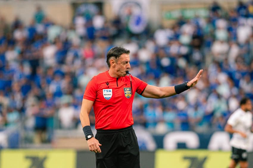 Raphael Claus em Cruzeiro x Ceará