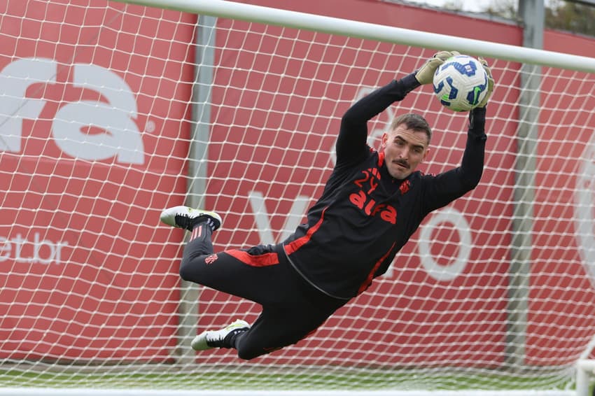 Anthoni, goleiro do Internacional
