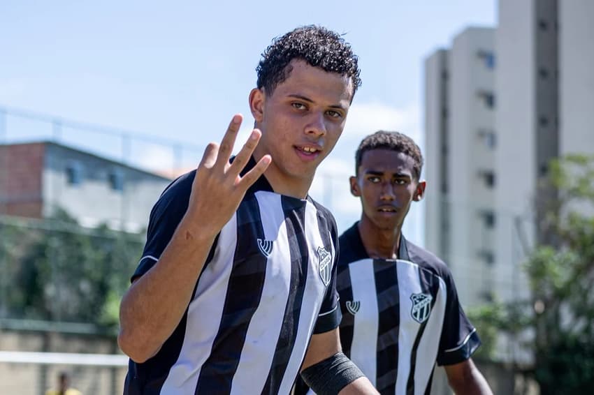 Sub-15 do Ceará (Foto: Igor de Castro/Ceará SC)