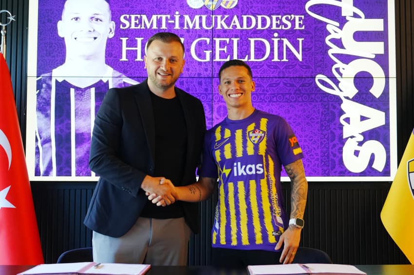 Ex-Fluminense, Calegari em anúncio pelo Eyupspor, da Turquia