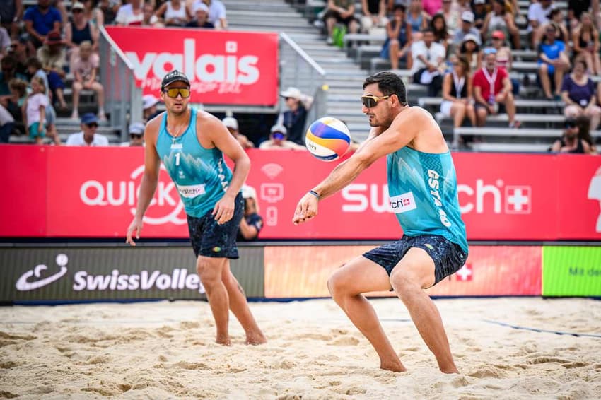George e André vencem Haussener e Friedli na etapa de Gstaad de vôlei de praia (foto: volleyballworld)