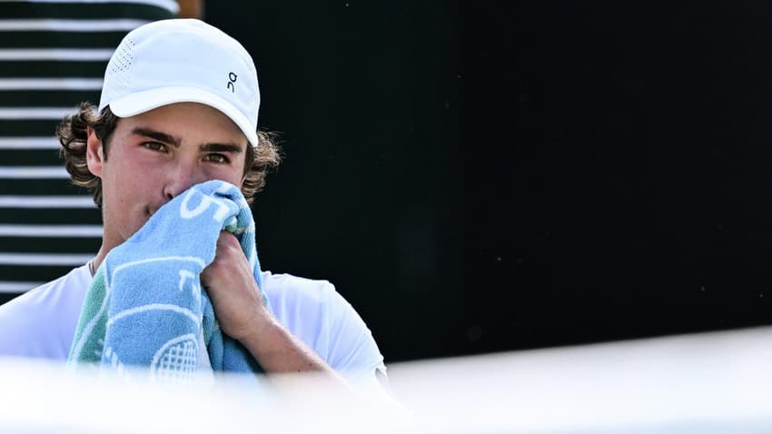 João Fonseca enfrenta Nicolas Jarry pela terceira fase em Wimbledon (foto: Kirill KUDRYAVTSEV / AFP)