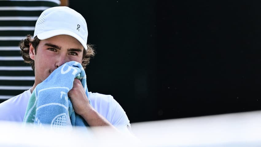 João Fonseca enfrenta Nicolas Jarry pela terceira fase em Wimbledon (foto: Kirill KUDRYAVTSEV / AFP)