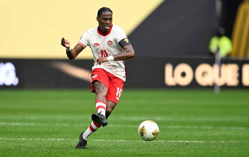 Jonathan David em ação pelo Canadá durante a Copa Ouro