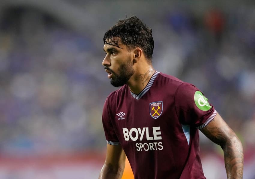 Lucas Paquetá em ação pelo West Ham durante amistoso contra o Everton