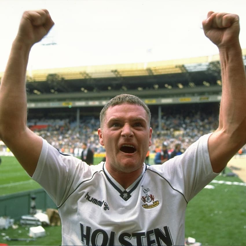 Paul Gascoigne comemorando o gol contra o Arsenal (Foto: Divulgação/Tottenham)