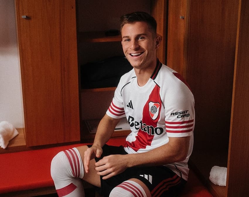 Giuliano Galoppo está emprestado ao River (Foto: Divulgação)