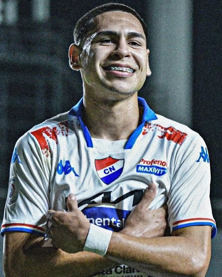 Santos deve anunciar em breve Gustavo Caballero, de 23 anos, como novo reforço. (Foto: Divulgação/ Fútbol Sacan)