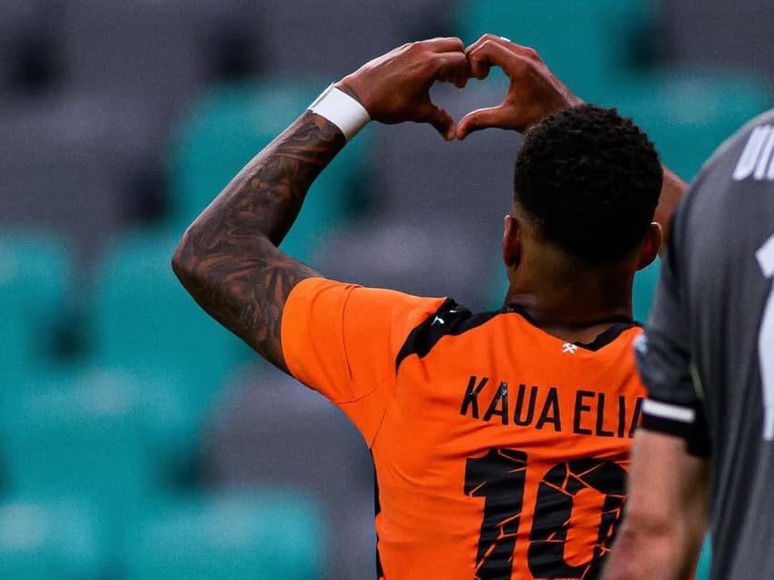 Kauã Elias em ação pelo Shakhtar Donetsk (Foto: Reprodução)
