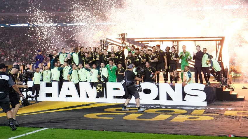 Seleção Mexicana comemorando a conquista da Copa Ouro (Foto: Divulgação/Seleção Mexicana)