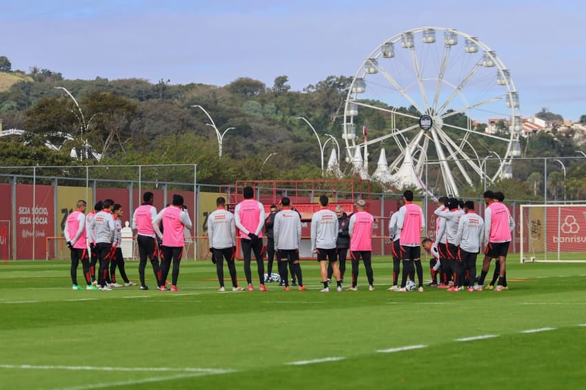 Treino do Internacional no CT Parque Gigante