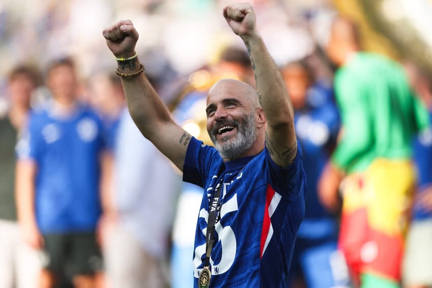 Técnico do Chelsea, Maresca comemora título do Mundial de Clubes