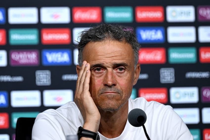 Técnico do PSG, Luis Enrique durante coletiva no Mundial de Clubes