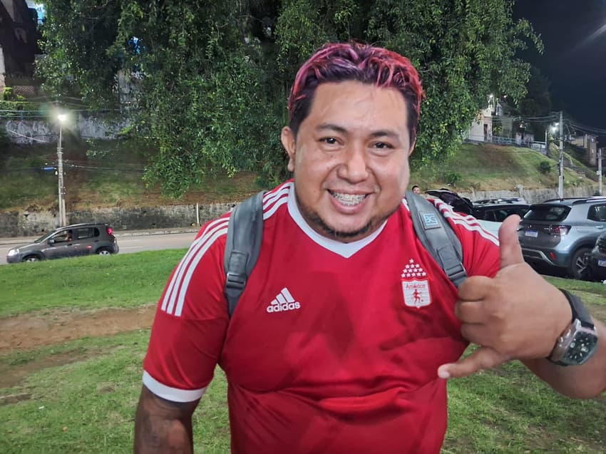 André Castillo antes de Bahia x América de Cali (Foto: Rafael do Carmo / Lance!)