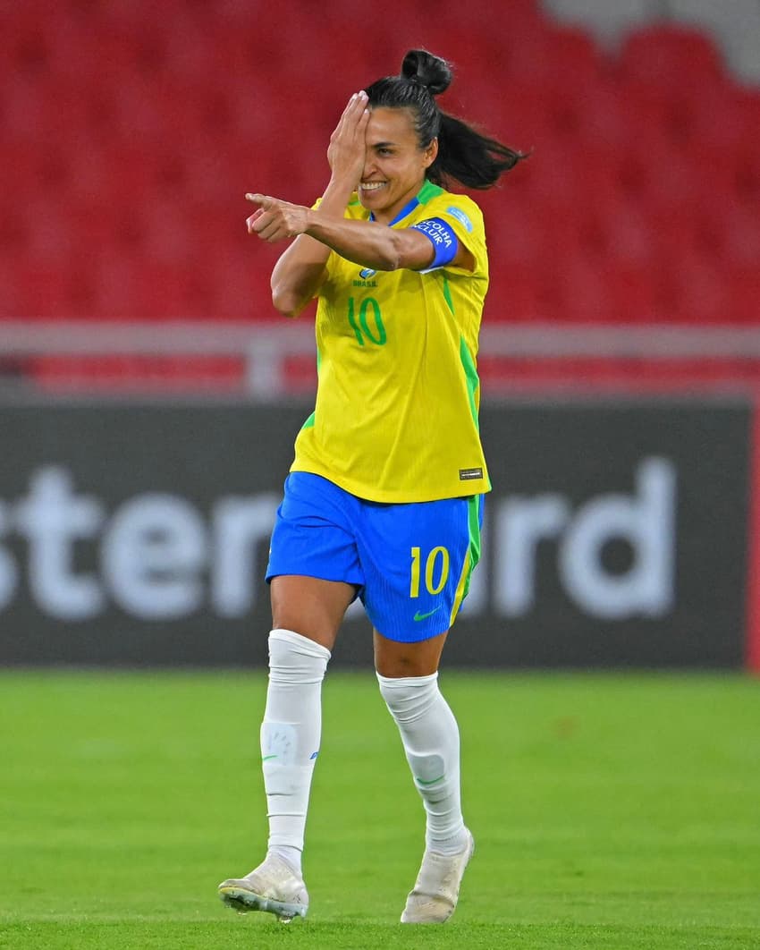 Marta comemora gol de pênalti diante do Uruguai, pela semifinal da Copa América Feminina. (Marta foi decisiva na vitória do Brasil diante do Uruguai na Copa América. (Foto: CONMEBOL/Divulgação)