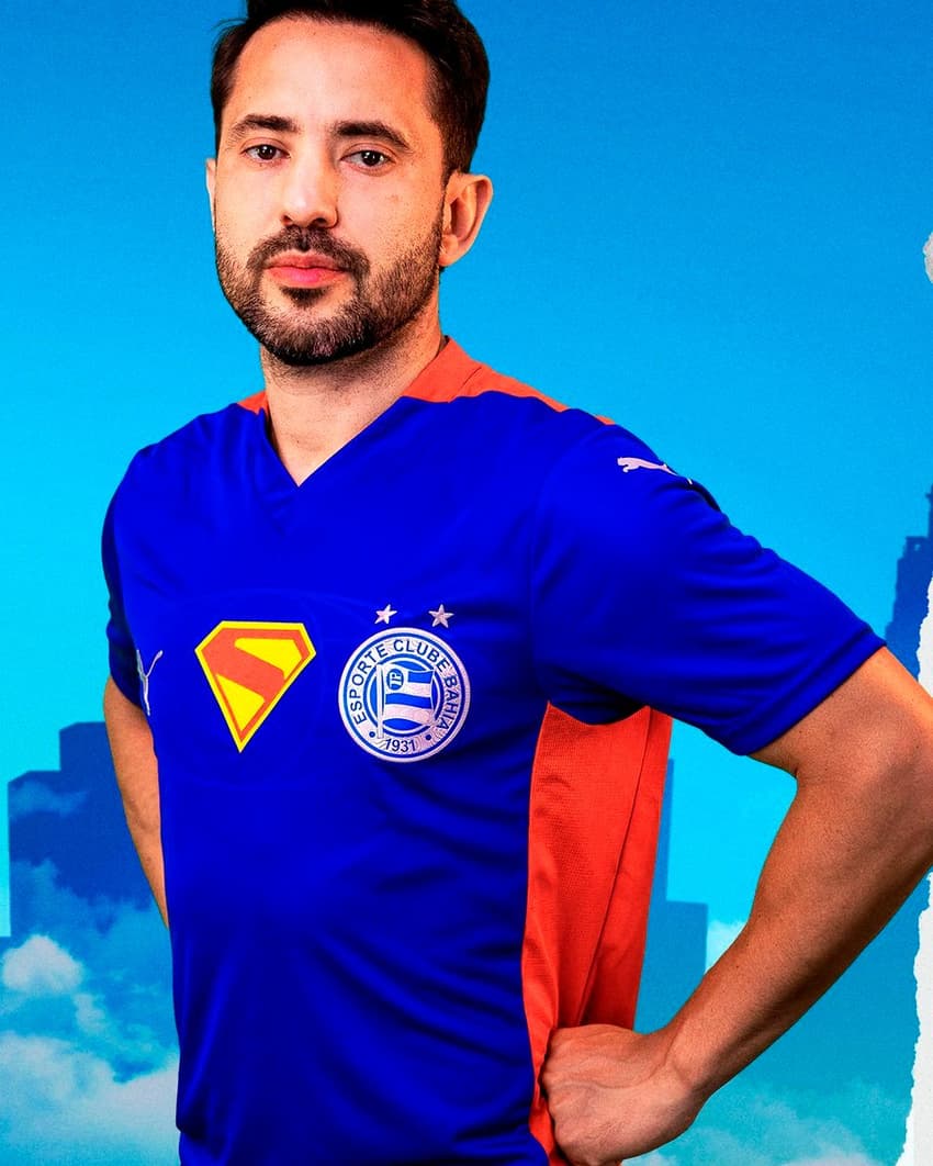 Everton Ribeiro com novo uniforme (Foto: divulgação / EC Bahia)