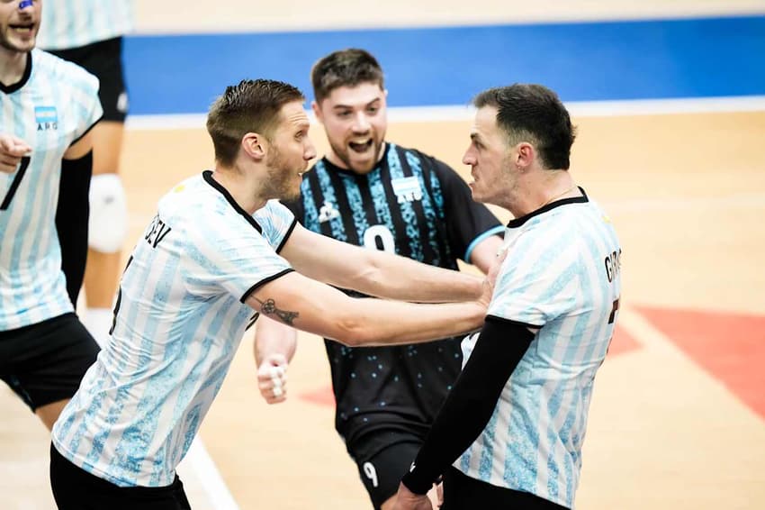 O Brasil venceu a Argentina por 3 sets a 1 pela VNL Masculina (Foto: Divulgação/Volleyball World)
