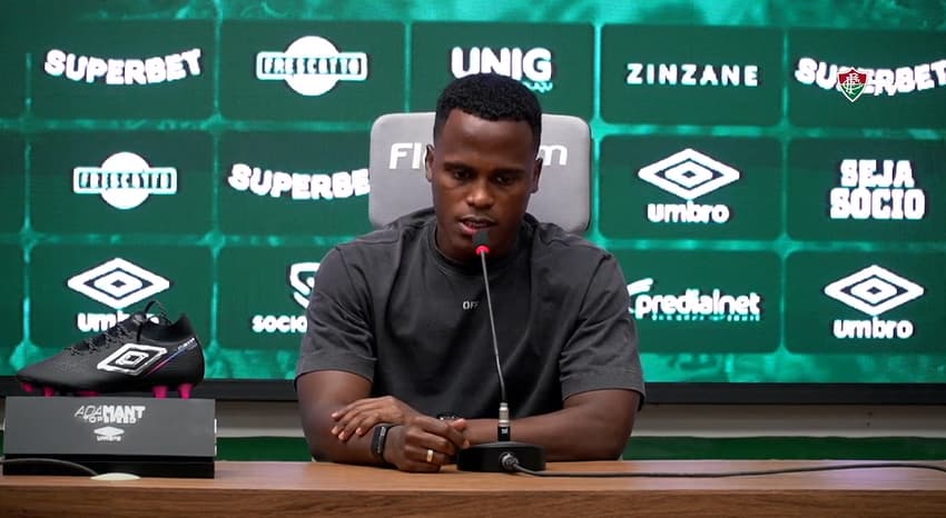 Jhon Arias em sua coletiva de despedida do Fluminense (Foto: Reprodução)