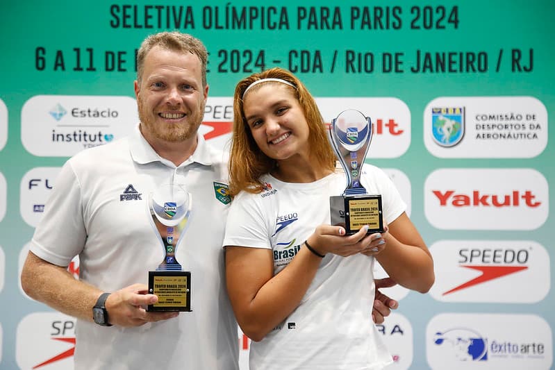Fernando Possenti trabalhou com Mafe Costa, destaque da natação brasileira
