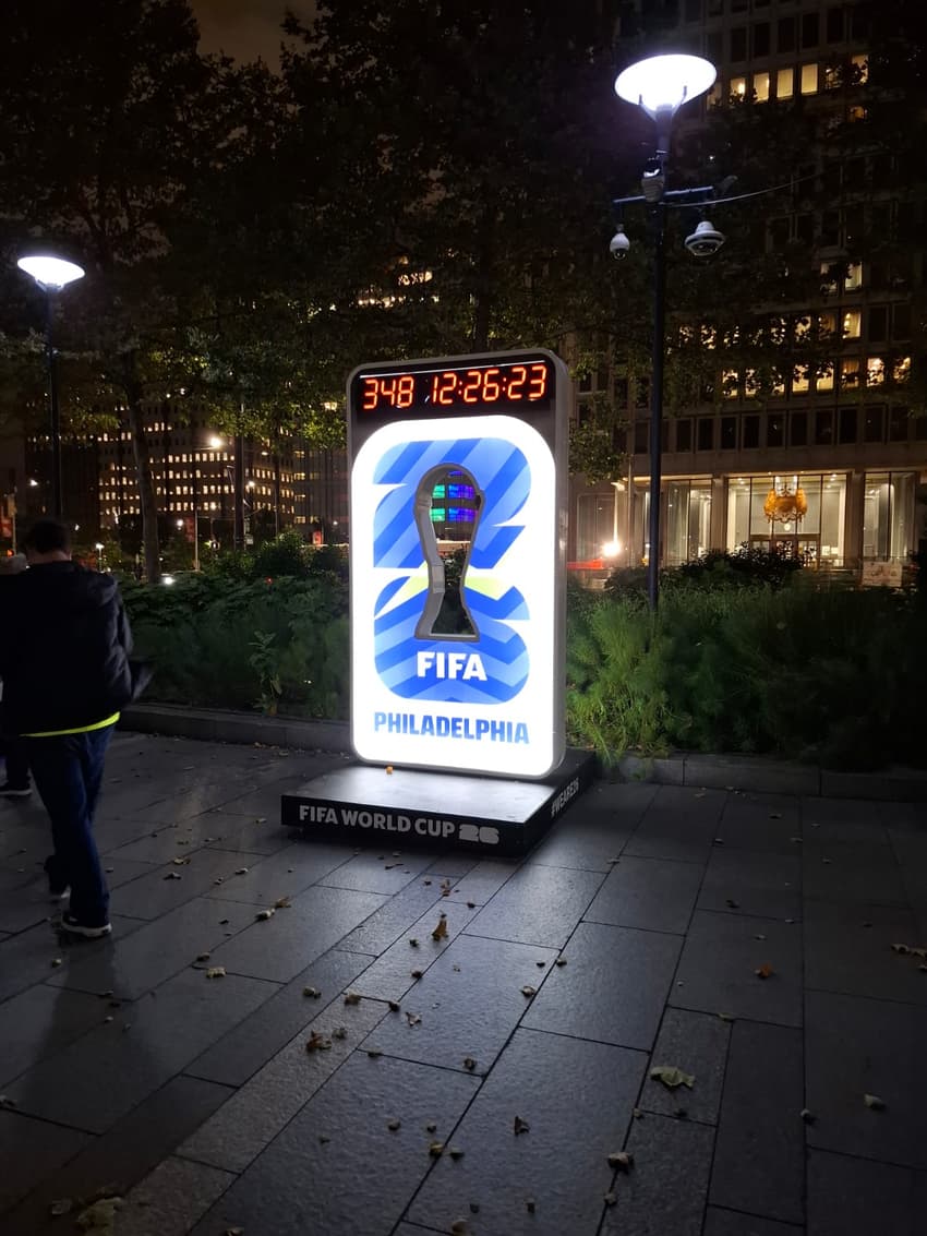 Totem na Filadélfia, uma das sedes do Mundial de Clubes, faz contagem regressiva para a Copa