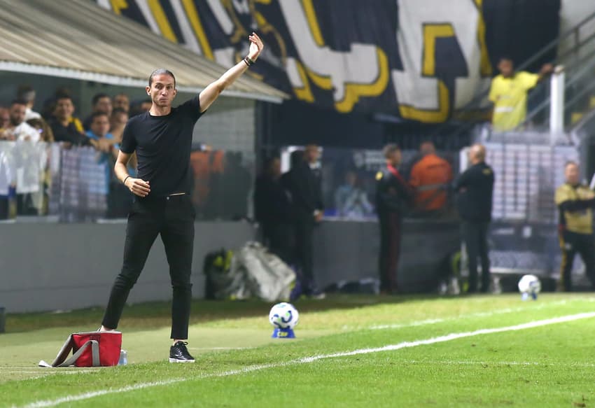 Filipe Luís flamengo santos