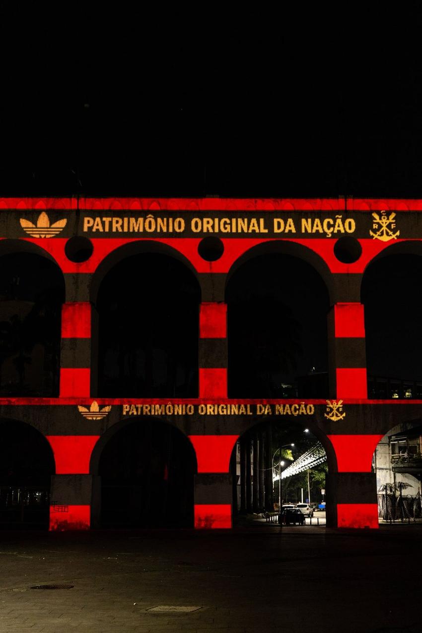 Ação do Flamengo com Adidas nos Arcos da Lapa. (Foto: Reprodução/Flamengo)