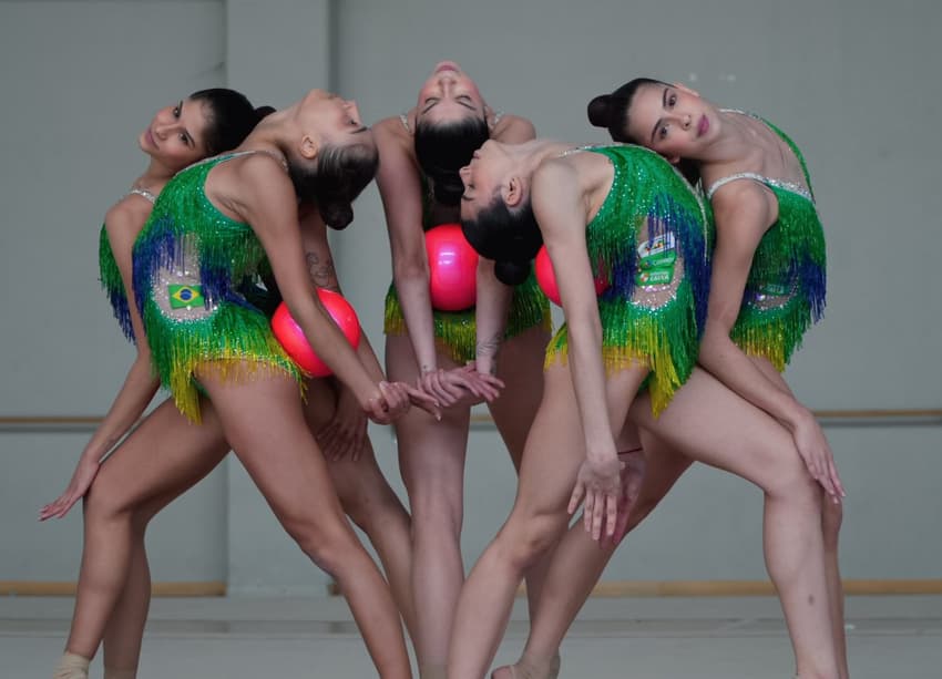 Equipe brasileira de Ginástica Artística na Bulgária (Foto: Divulgação / CBG)