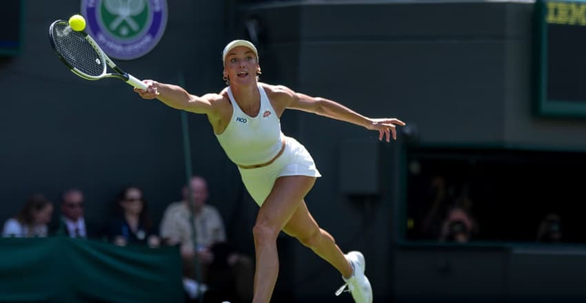 A canadense Carson Branstine na derrota para Sabalenka em Wimbledon (AELTC/Jonathan Nackstrand)