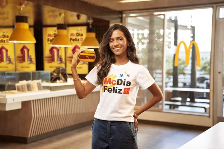 Rayssa Leal em campanha de rede de fast-food (Foto: Divulgação / McDonalds