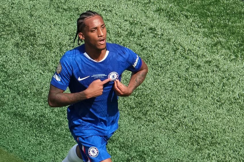 João Pedro comemora seu gol na final do Mundial de Clubes entre Chelsea e PSG