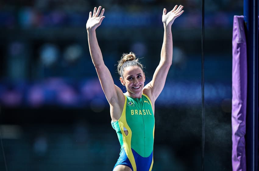 Brasileira superou a melhor marca pessoal quatro vezes na temporada