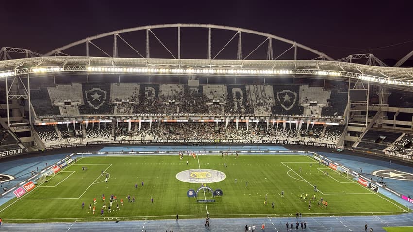 Nilton Santos recebe Botafogo x Corinthians