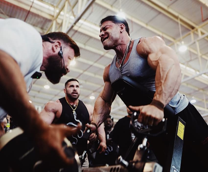Ramon Dino em treino aberto (Foto: Reprodução/Instagram @ramondinopro)