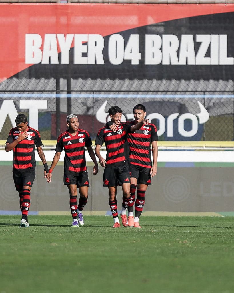 Sub-20 do Flamengo em amistoso contra o Bayer Leverkusen (Foto; Gilvan de Souza / Flamengo)