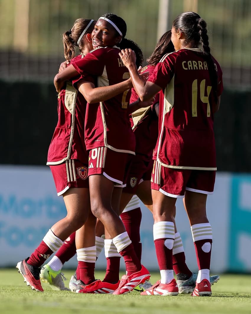 Venezuela aposta em jovens talentos para chegar forte na Copa América Feminina. (Foto: Seleção Venezuelana/Divulgação)