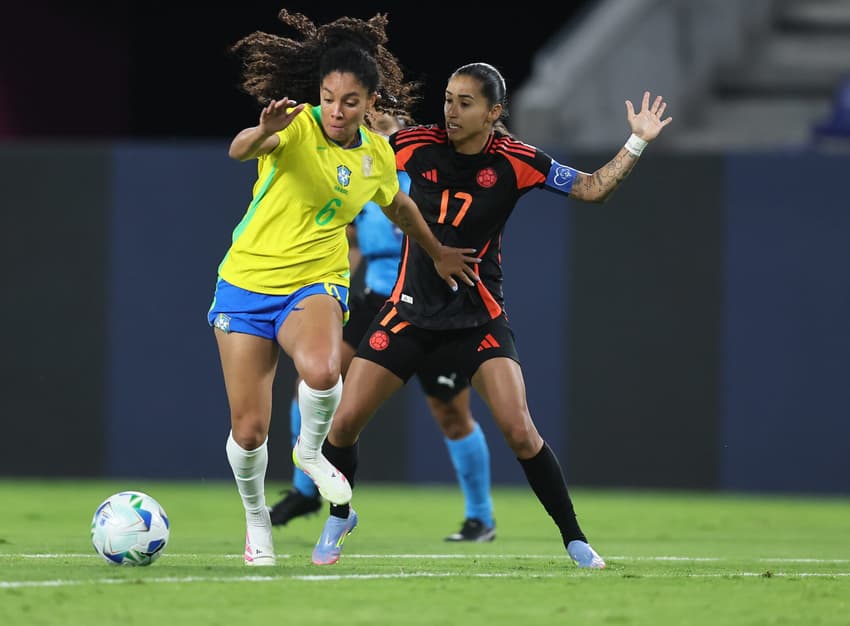 Yasmim jogou 90 minutos em Brasil x Colômbia. (Foto: Lívia Villas Boas / CBF)
