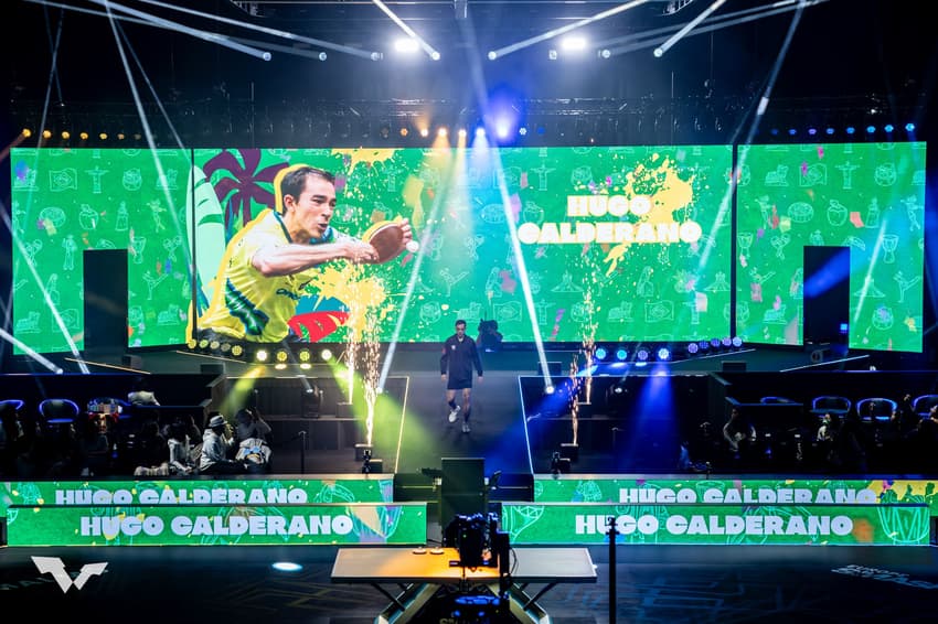 Hugo Calderano na derrota para o alemão Benedikt Duda na Suécia (Foto:WTT/Divulgação)