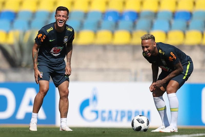 Neymar e Coutinho durante treino da Seleção Brasileira na Copa do Mundo de 2018. (Foto: Lucas Figueiredo/CBF)