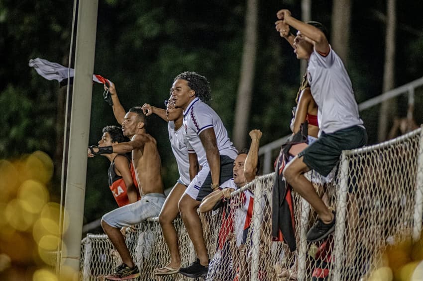 Torcida do Vitória no Barradão (Foto: Victor Ferreira / EC Vitória)