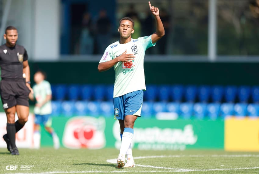 David Nogueira nasceu em Lisboa e é filho do ex-jogador Edimilson, campeão paulista de 2006 pelo Santos. (Foto: Divulgação/ Internet)