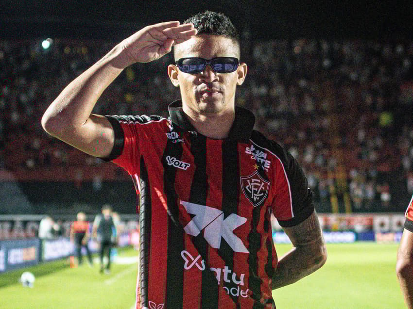 Erick comemora gol em Vitória x Sport (Foto: Victor Ferreira / EC Vitória)