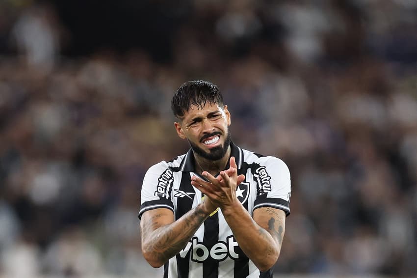 Zagueiro Barboza é um dos líderes do elenco do Botafogo (Foto: Vítor Silva/Botafogo)