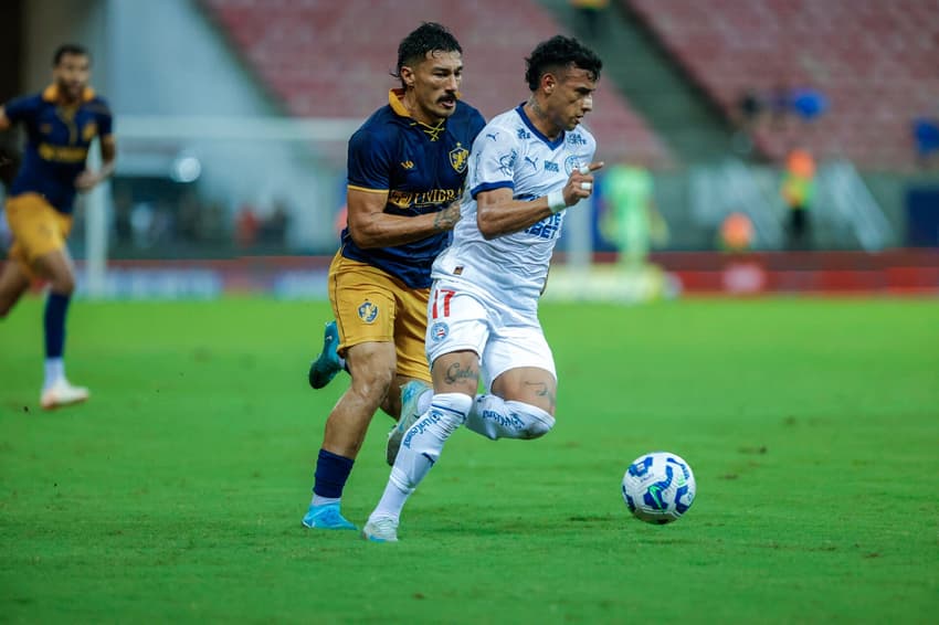 Lucho Rodríguez e Richard Franco se enfrentam na Copa do Brasil (Foto: Rafael Rodrigues / EC Bahia)