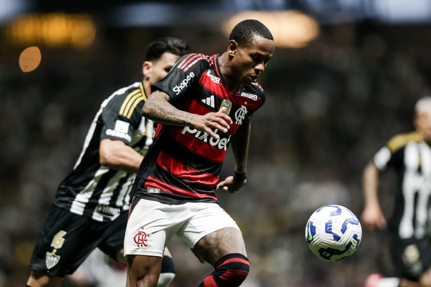 Wallace Yan em ação em Atlético-MG x Flamengo, pela Copa do Brasil (Gilvan de Souza/Flamengo)